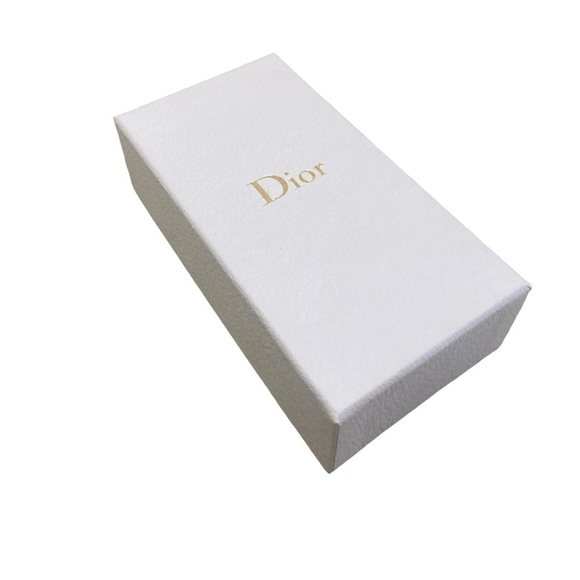 Dior sunglass box in white pebble texture gold lettering - Picture 1 of 3